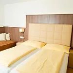 Отель Strattnerhof *